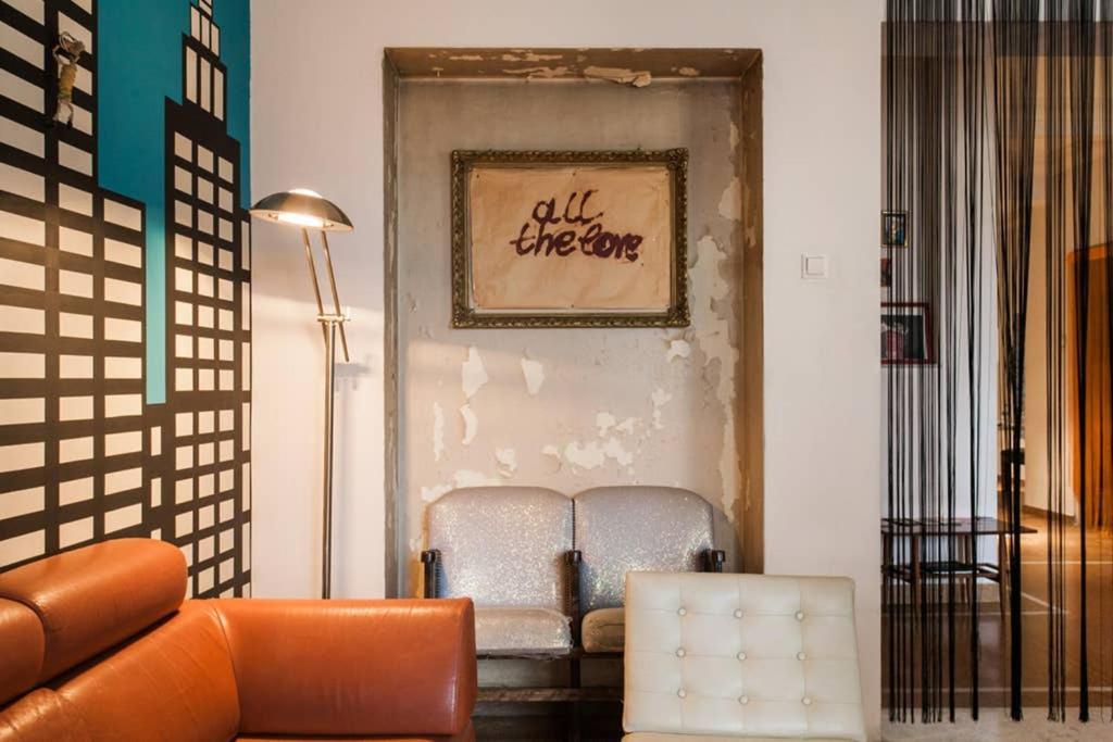 Mid Century 3 Bdr City Centre Townhouse Ateny Zewnętrze zdjęcie